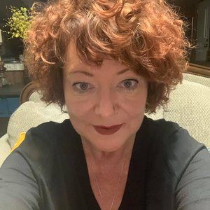 Meet your Posher, Lynette